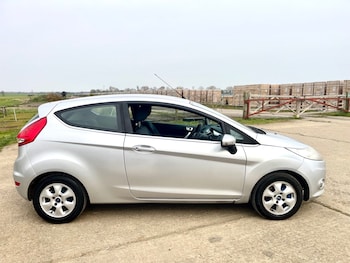Used Ford Fiesta 2012 for sale - 77906824: Photo