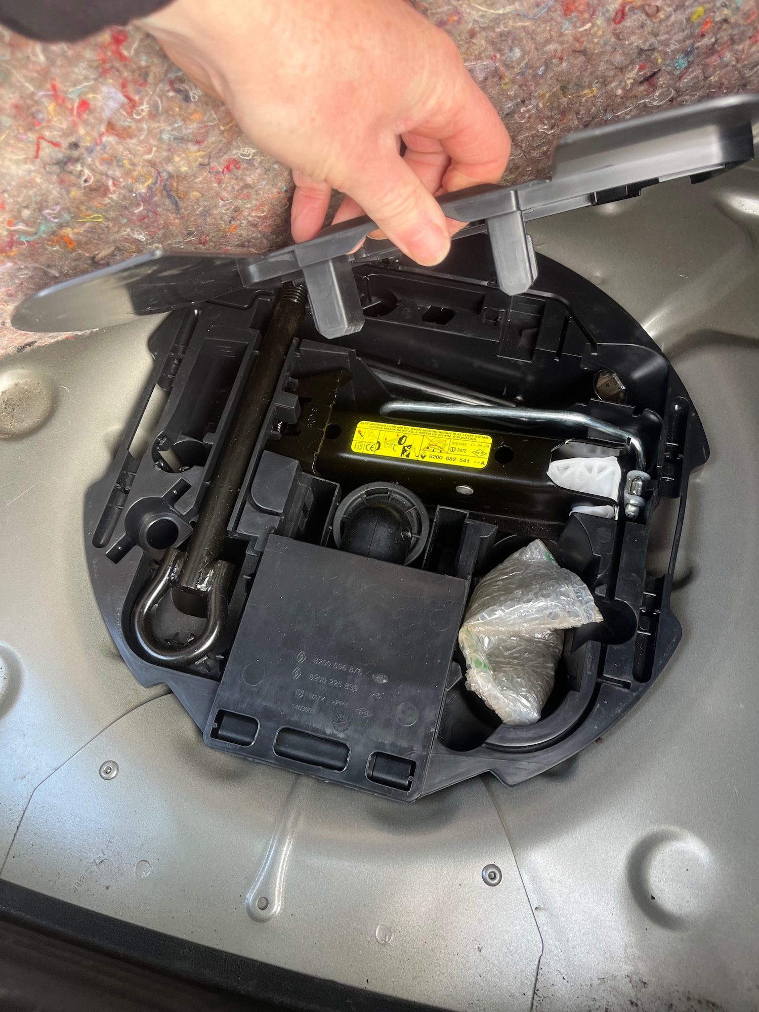 Used Renault Clio 2009 for sale - 77719444: Photo 14