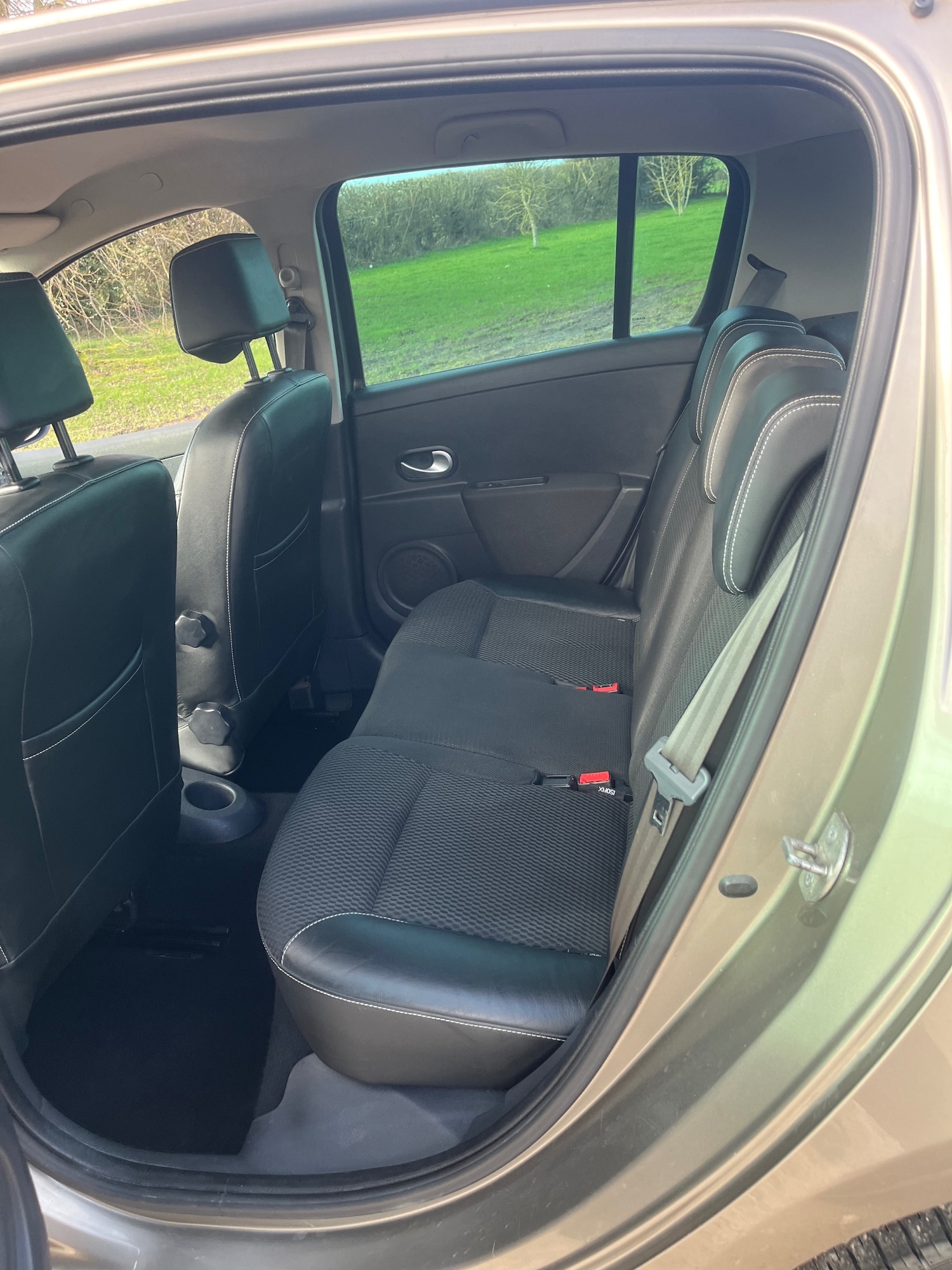 Used Renault Clio 2009 for sale - 77719444: Photo 35