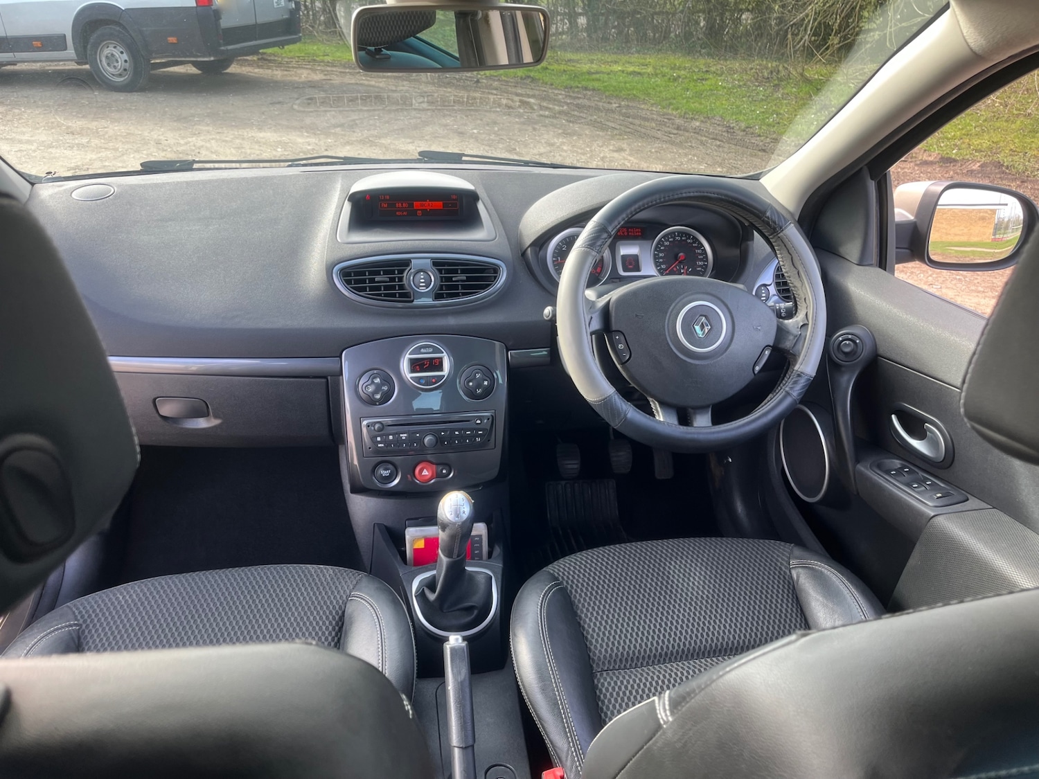 Used Renault Clio 2009 for sale - 77719444: Photo 8