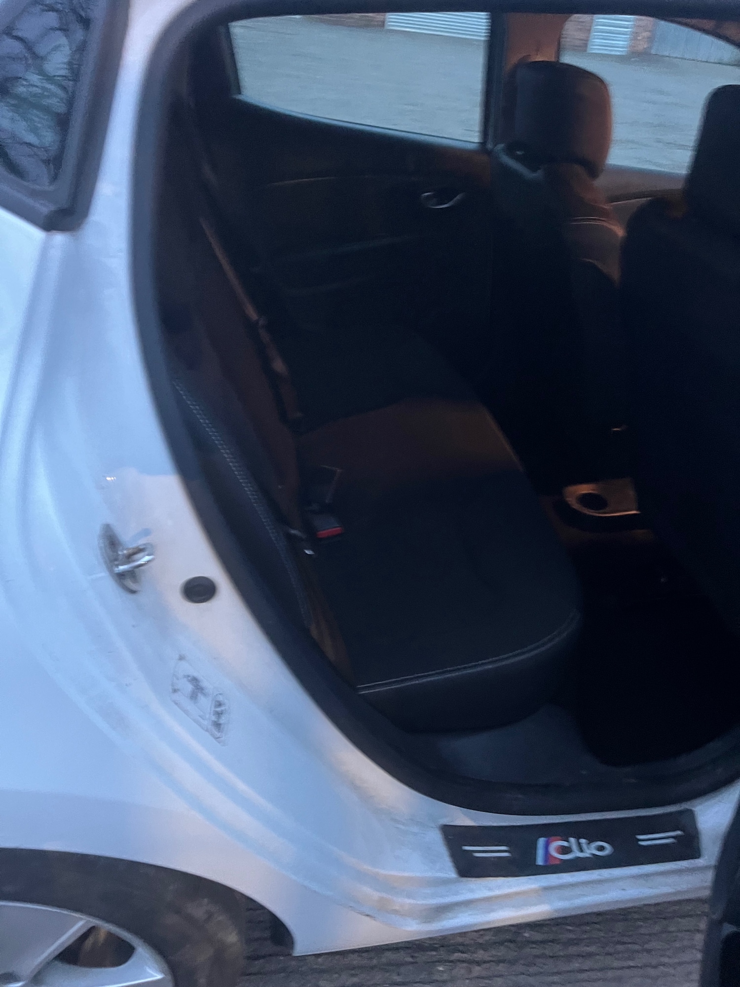 Used Renault Clio 2014 for sale - 77847963: Photo 12