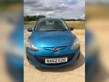 Used Mazda Mazda2 2012 for sale - 79113679: Photo