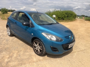 Used Mazda Mazda2 2012 for sale - 79113679: Photo