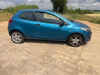Used Mazda Mazda2 2012 for sale - 79113679: Photo