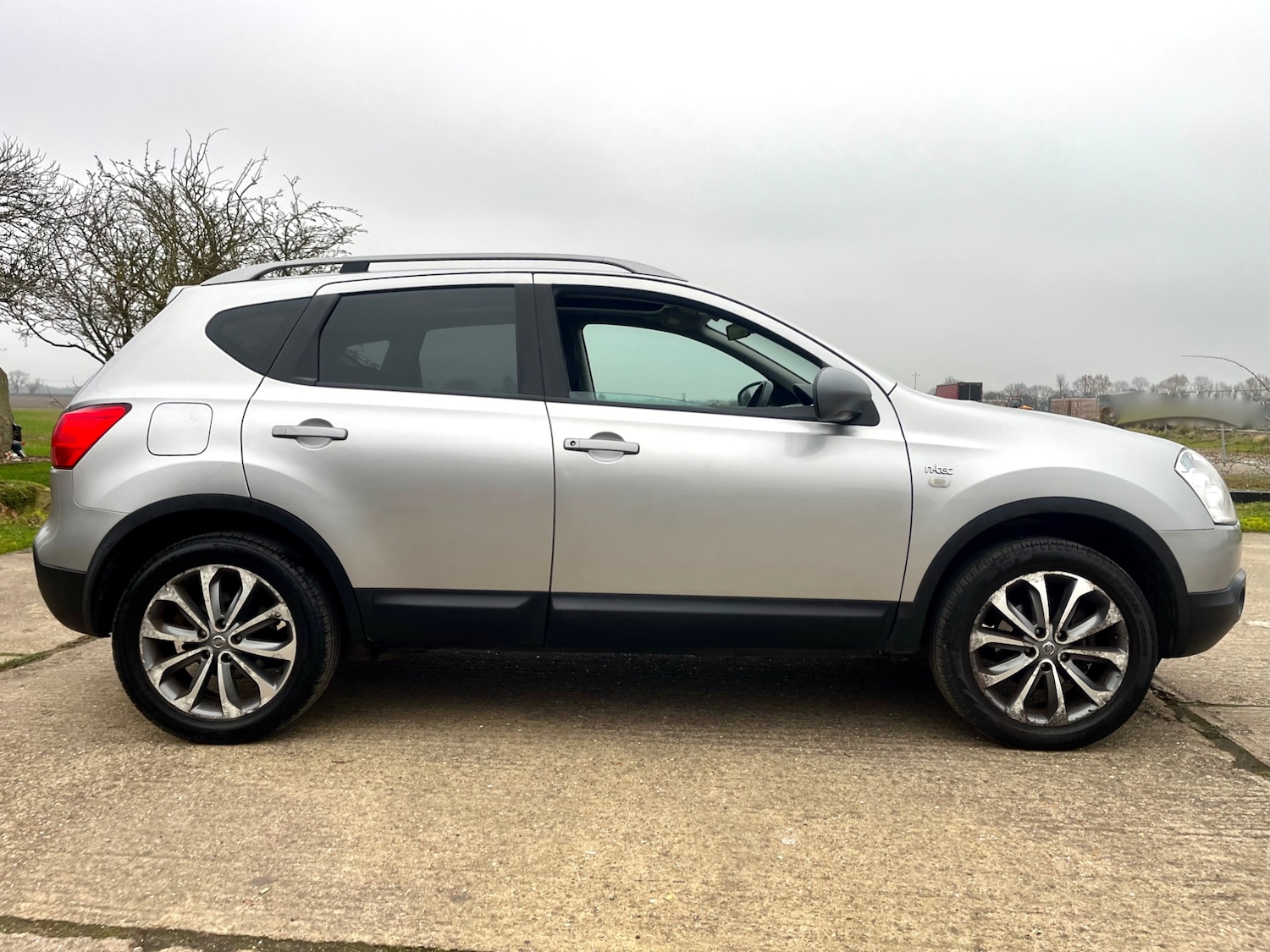 Used Nissan Qashqai 2010 for sale - 77423073: Photo 4