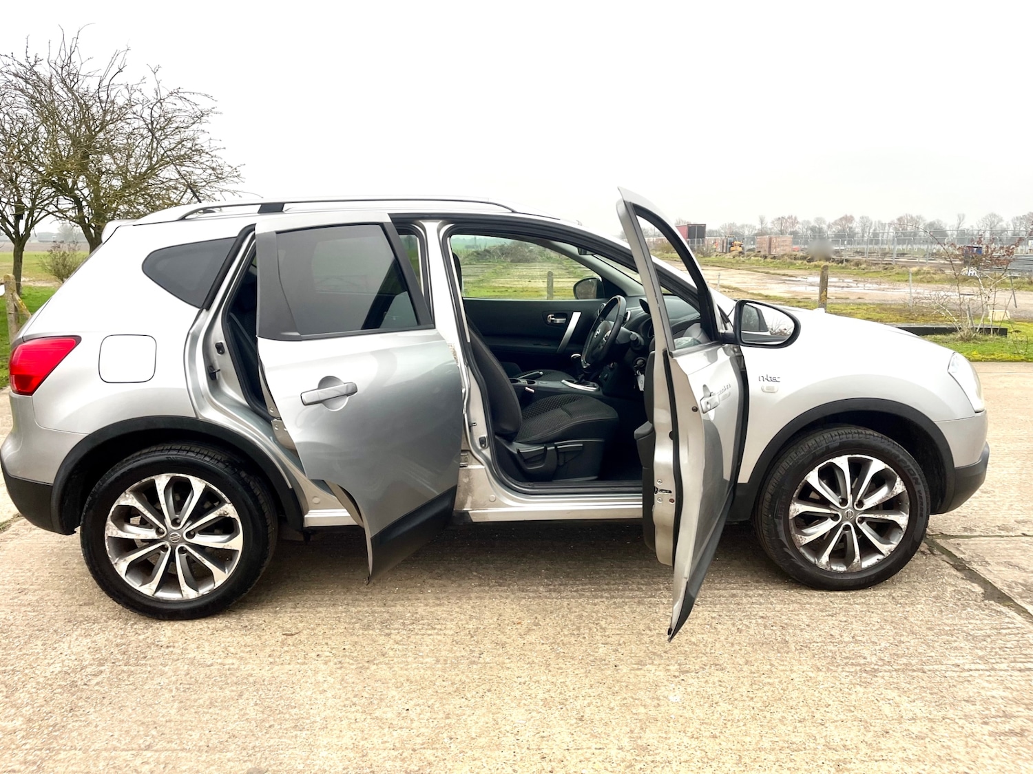 Used Nissan Qashqai 2010 for sale - 77423073: Photo 5