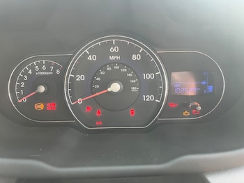 Used Hyundai i10 2013 for sale - 79519998: Photo