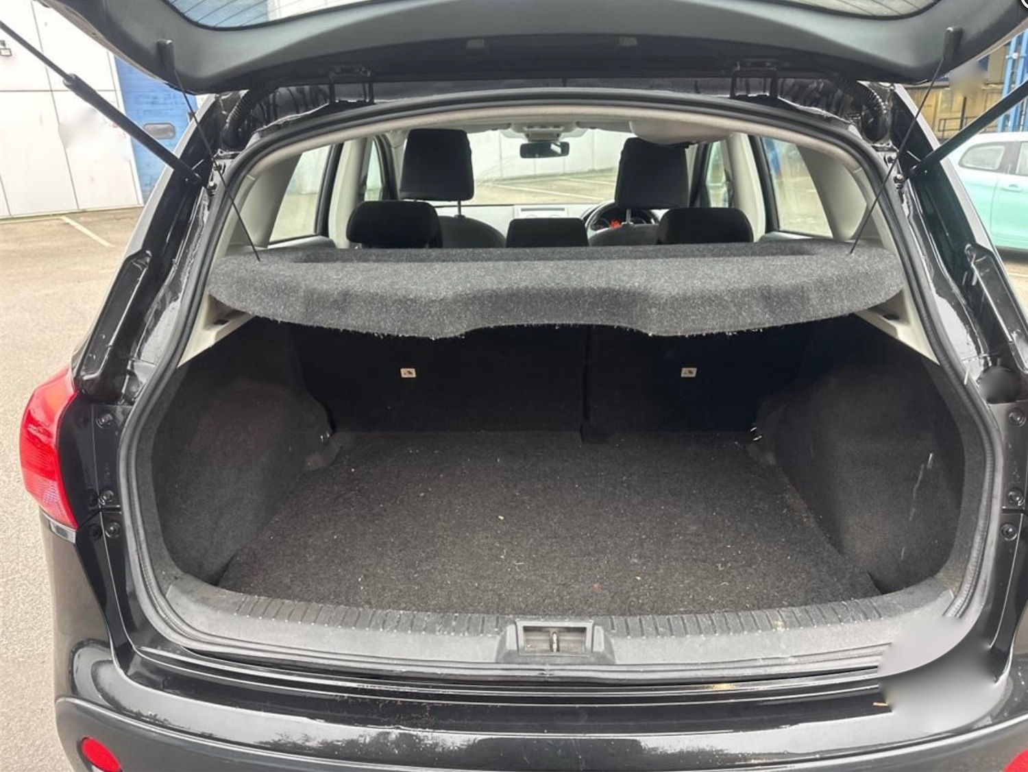 Used Nissan Qashqai 2009 for sale - 77601948: Photo 6