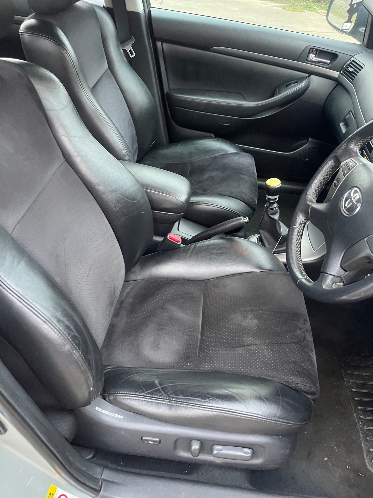 Used Toyota Avensis 2009 for sale - 77367233: Photo 6