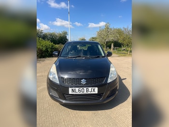 Used Suzuki Swift 2010 for sale - 78381964: Photo