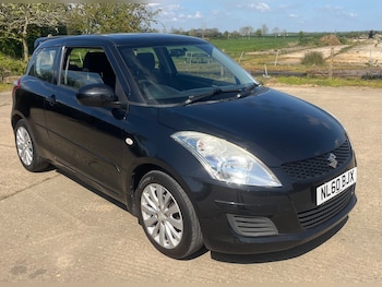 Used Suzuki Swift 2010 for sale - 78381964: Photo