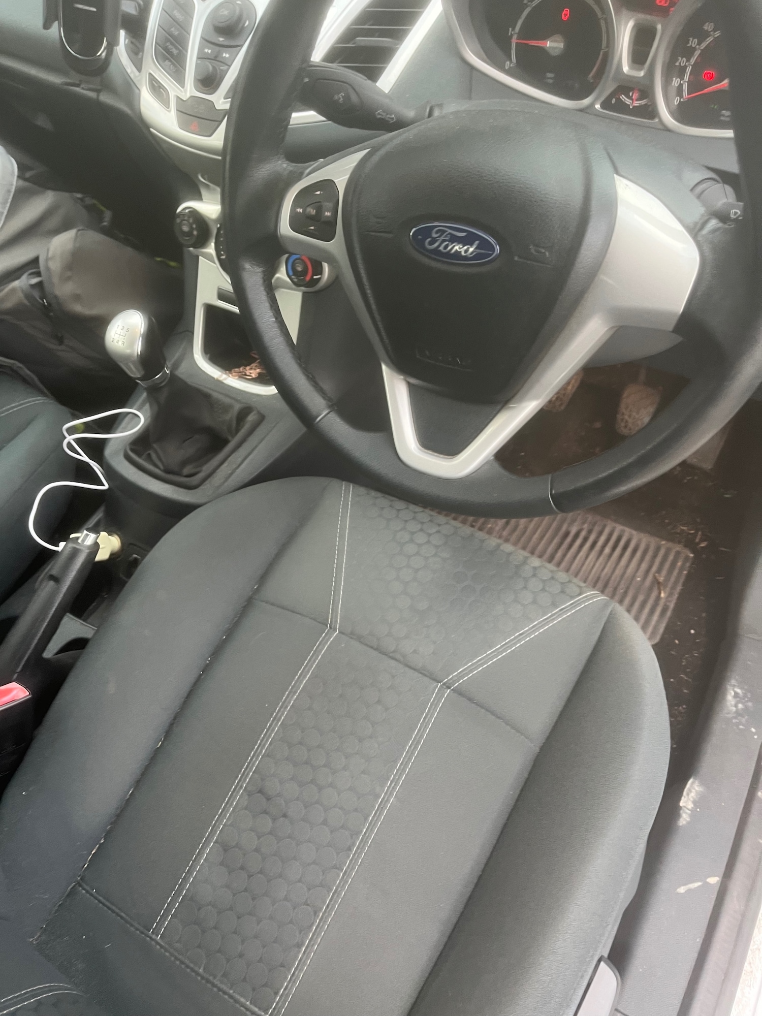 Used Ford Fiesta 2010 for sale - 76643288: Photo 12