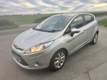 Used Ford Fiesta 2010 for sale - 76643288: Photo