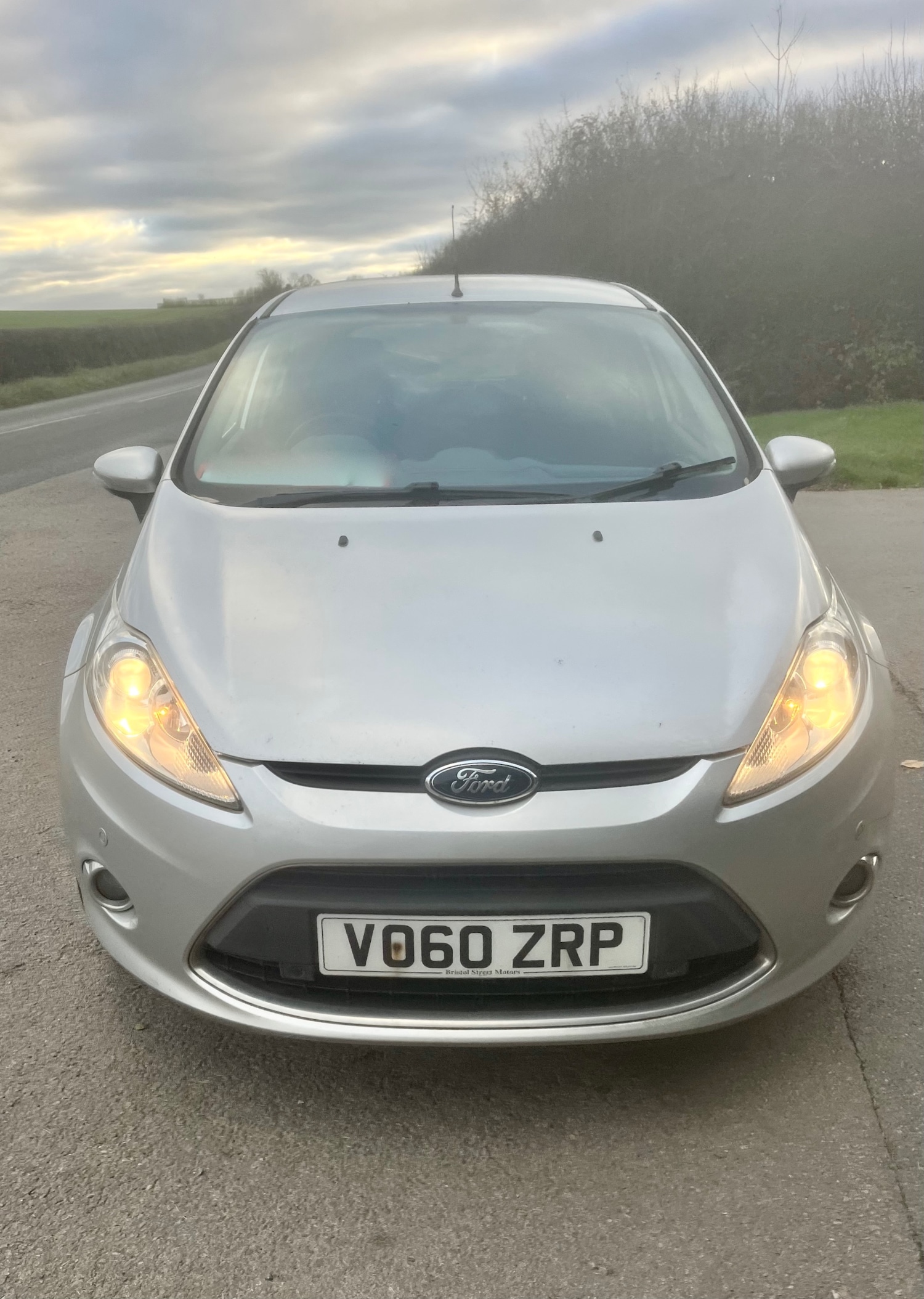 Used Ford Fiesta 2010 for sale - 76643288: Photo 2