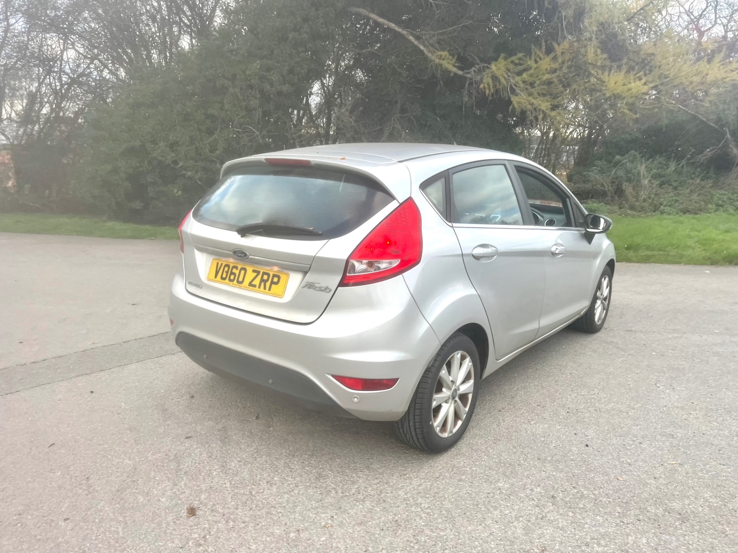 Used Ford Fiesta 2010 for sale - 76643288: Photo 5