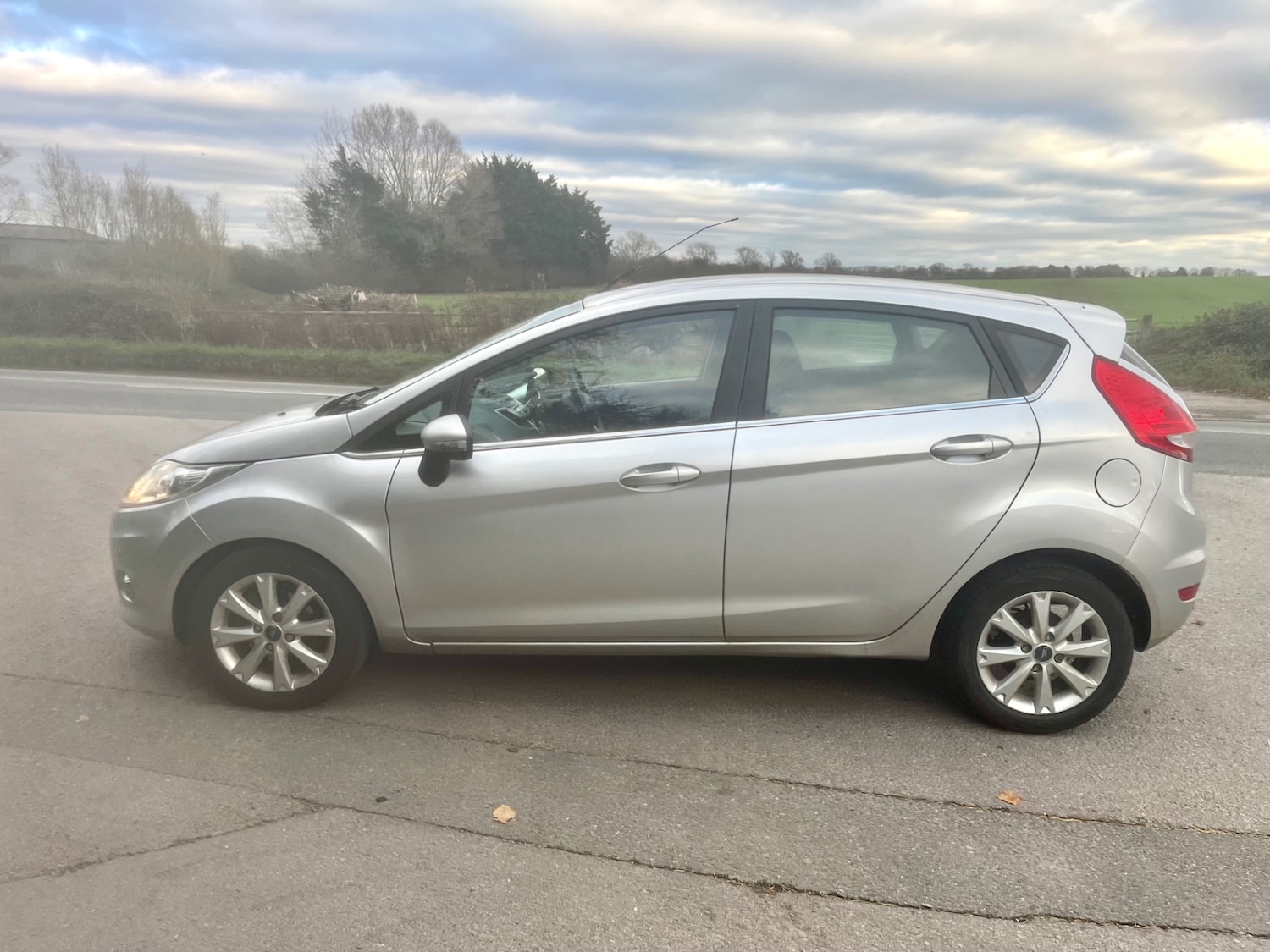 Used Ford Fiesta 2010 for sale - 76643288: Photo 8
