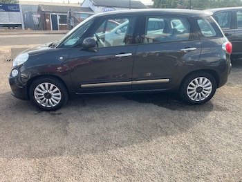 Used Fiat 500L 2015 for sale - 79460691: Photo