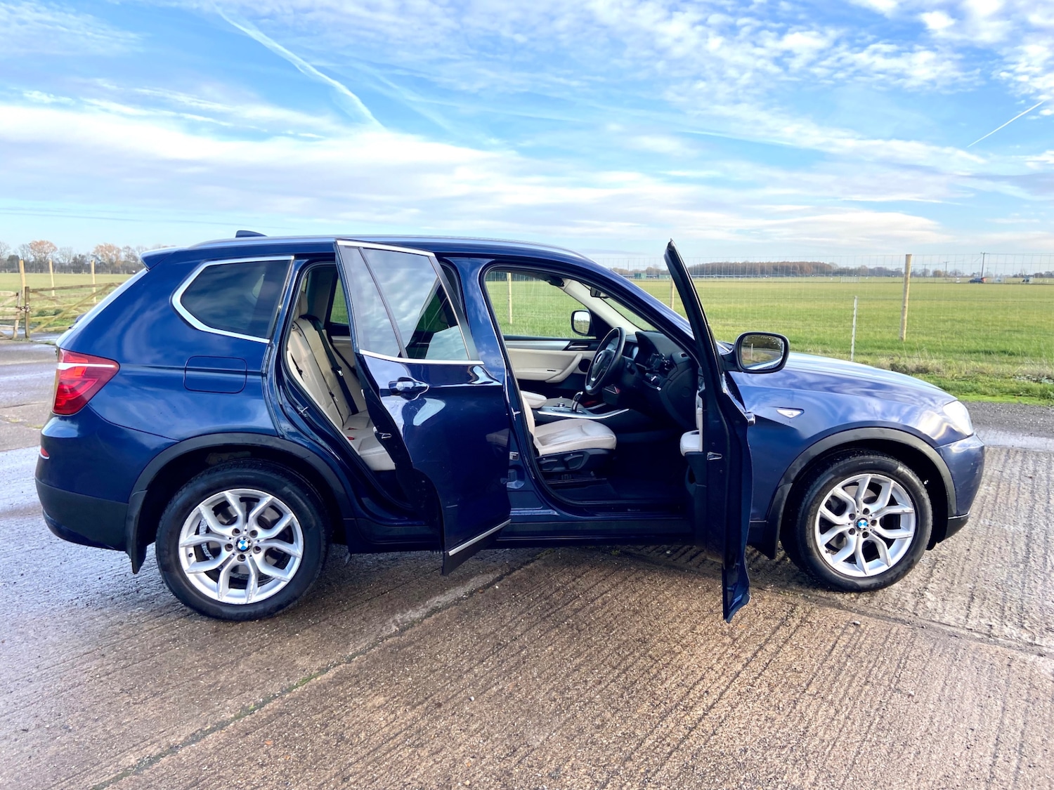 Used BMW X3 2011 for sale - 76819549: Photo 5