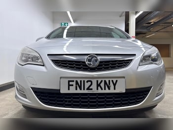 Used Vauxhall Astra 2012 for sale - 79048133: Photo