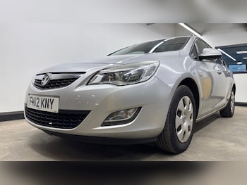 Used Vauxhall Astra 2012 for sale - 79048133: Photo