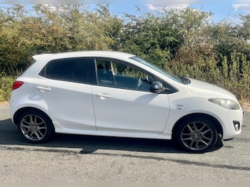 Used Mazda Mazda2 2013 for sale - 79360462: Photo
