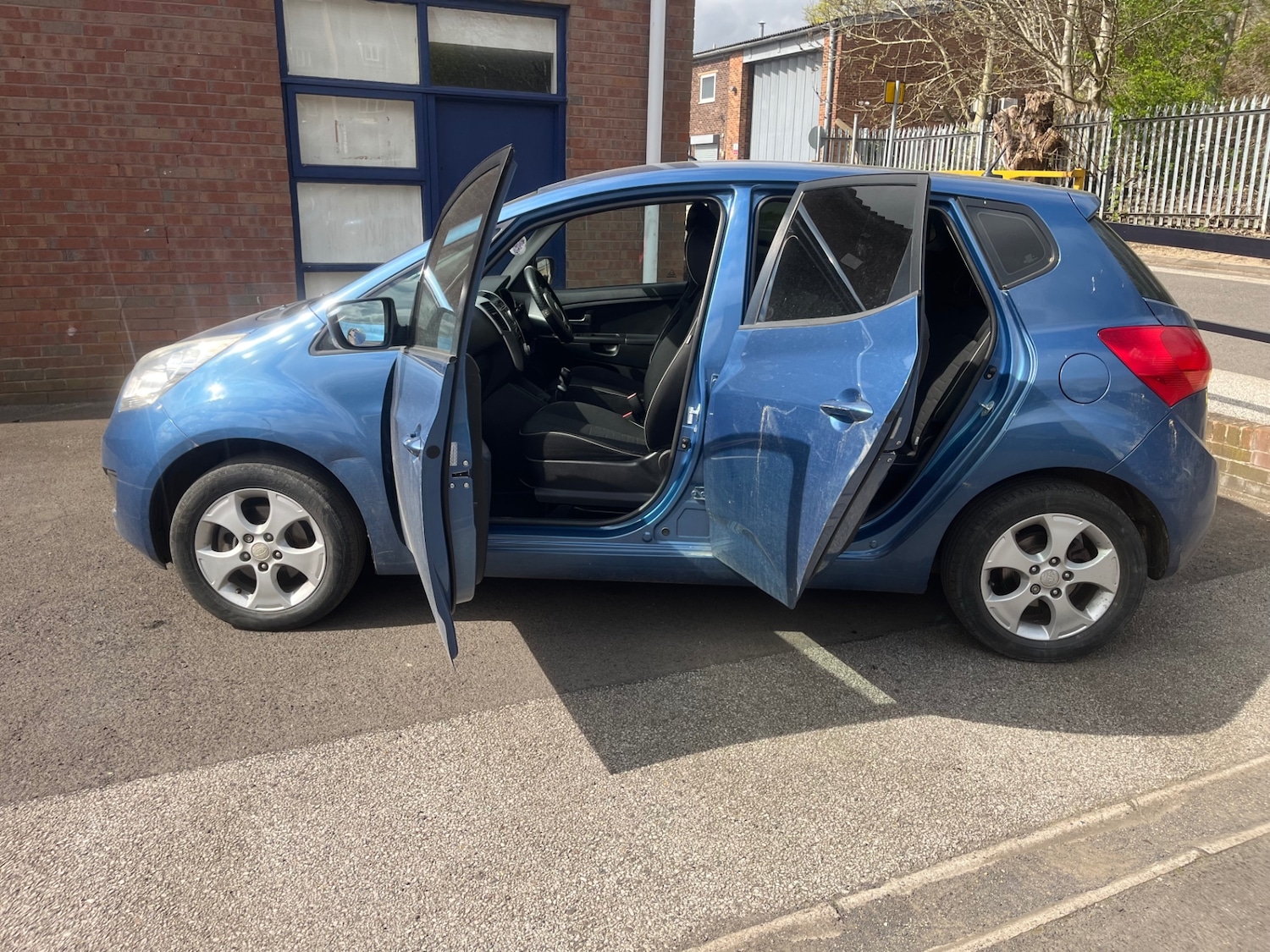 Used Kia Venga 2012 for sale - 78112692: Photo 14