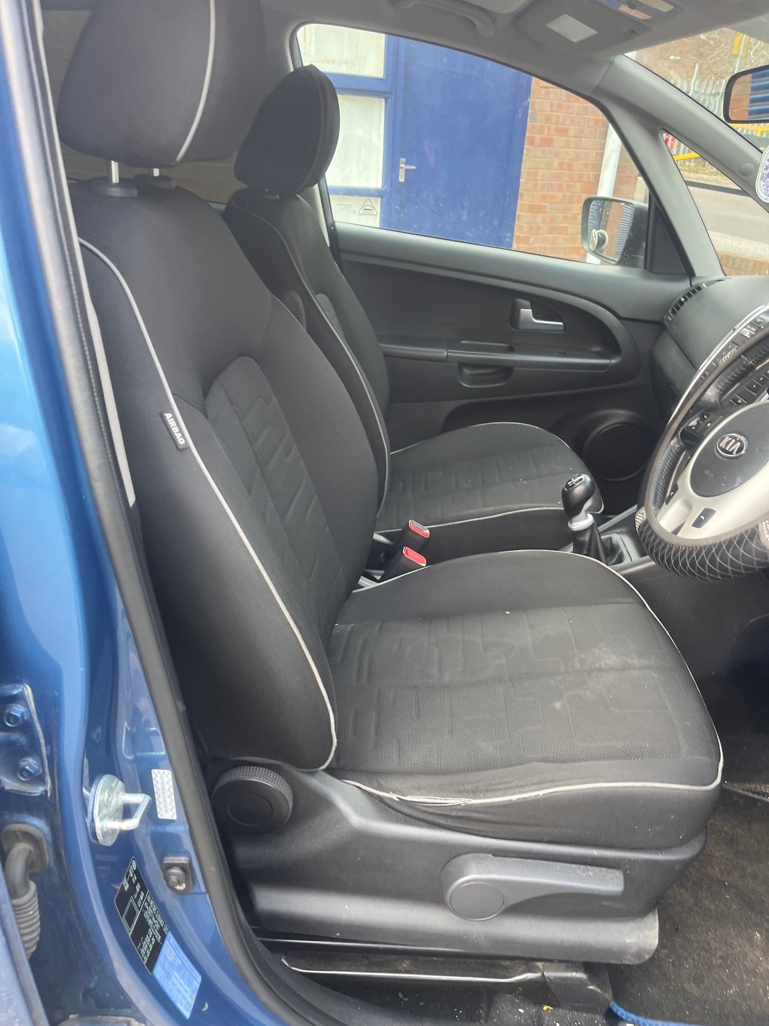 Used Kia Venga 2012 for sale - 78112692: Photo 5