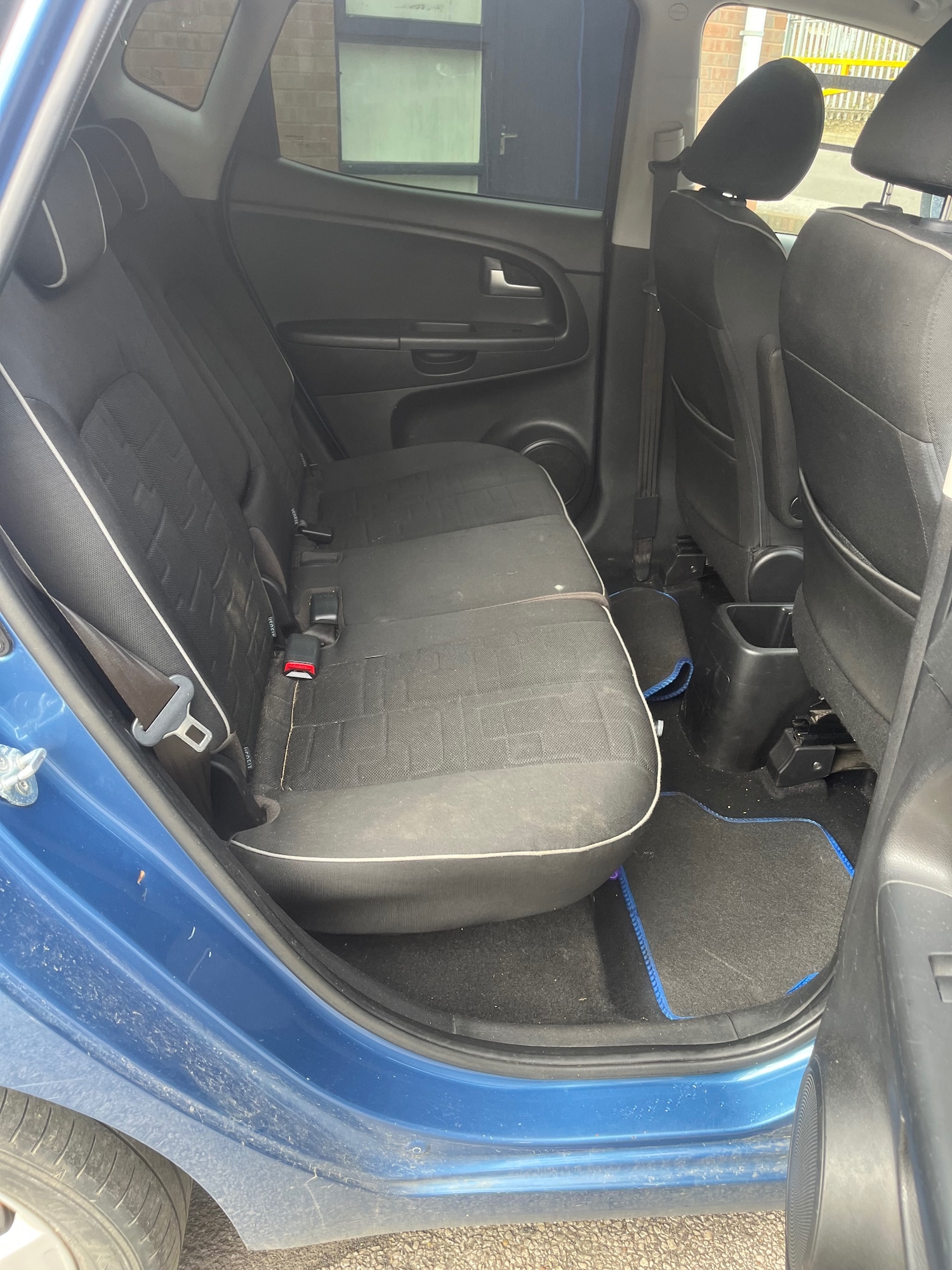 Used Kia Venga 2012 for sale - 78112692: Photo 6