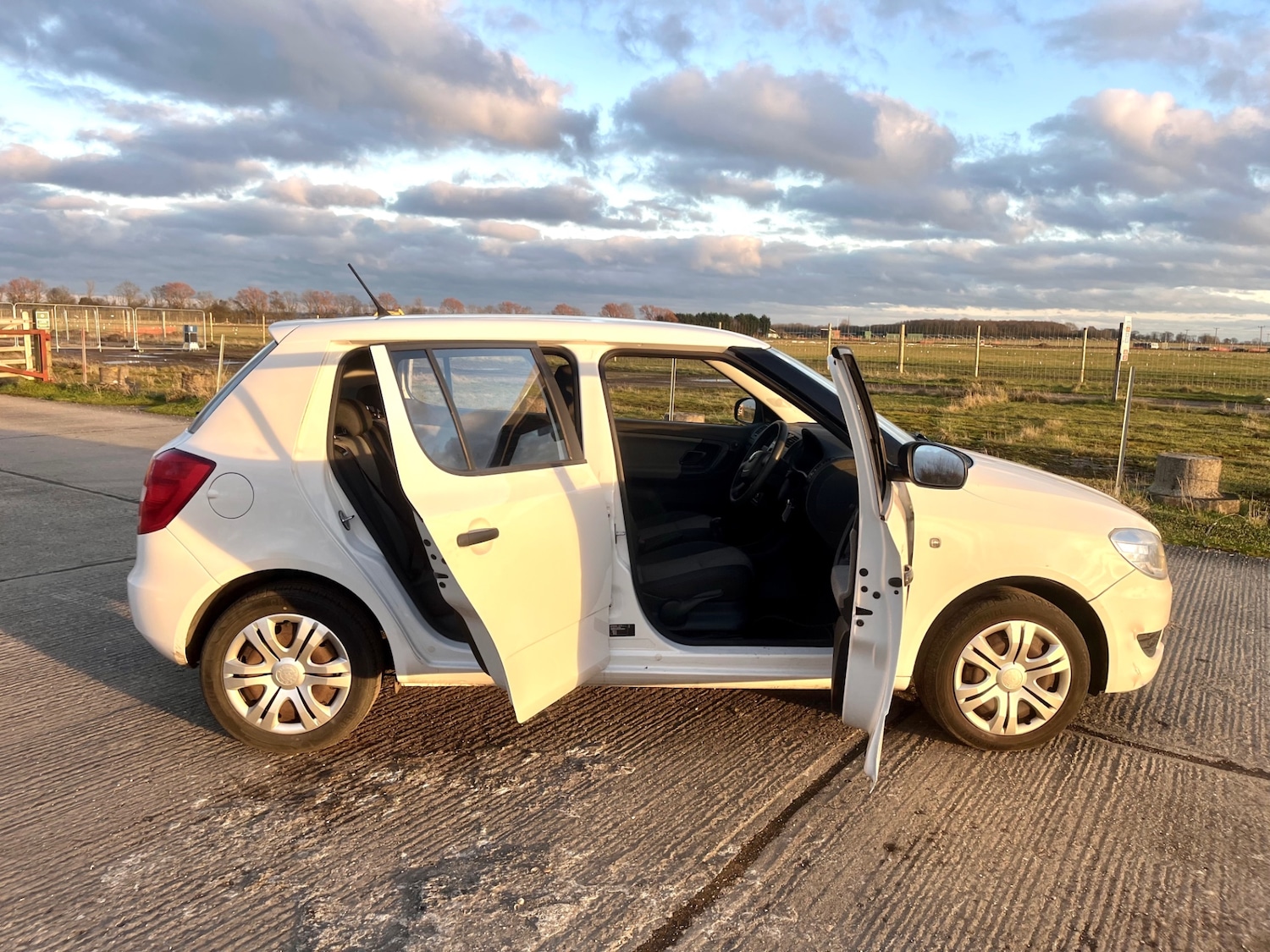 Used Skoda Fabia 2012 for sale - 77261982: Photo 5