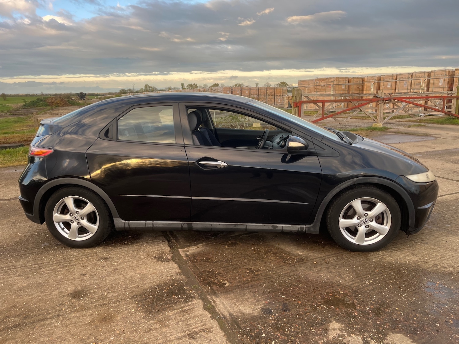 Used Honda Civic 2008 for sale - 78183179: Photo 4