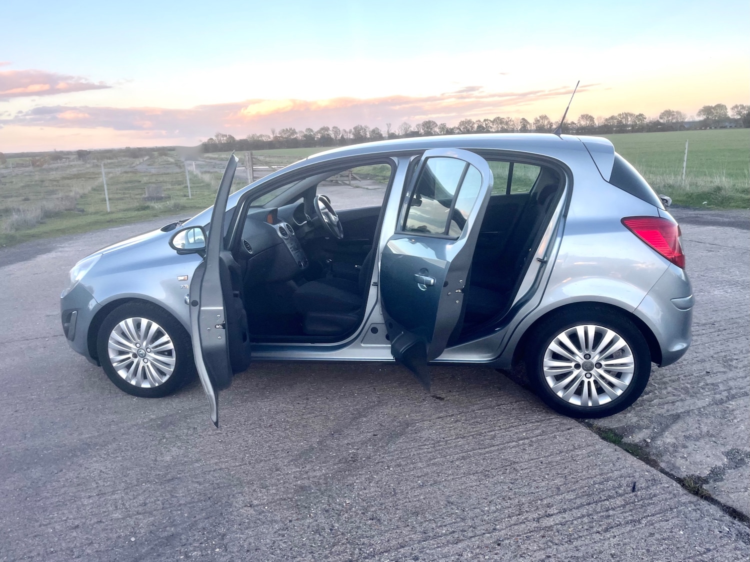 Used Vauxhall Corsa 2012 for sale - 76387419: Photo 15
