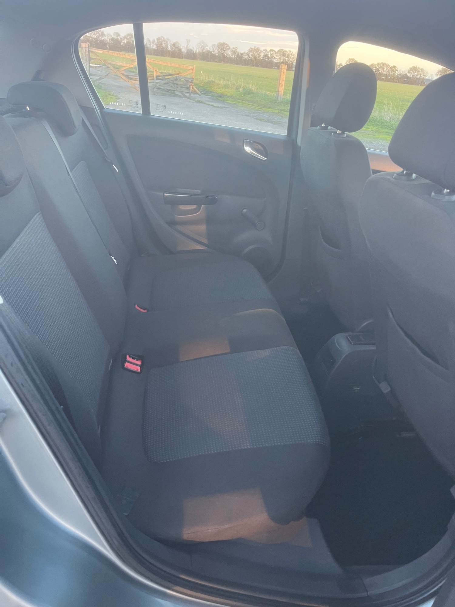 Used Vauxhall Corsa 2012 for sale - 76387419: Photo 7