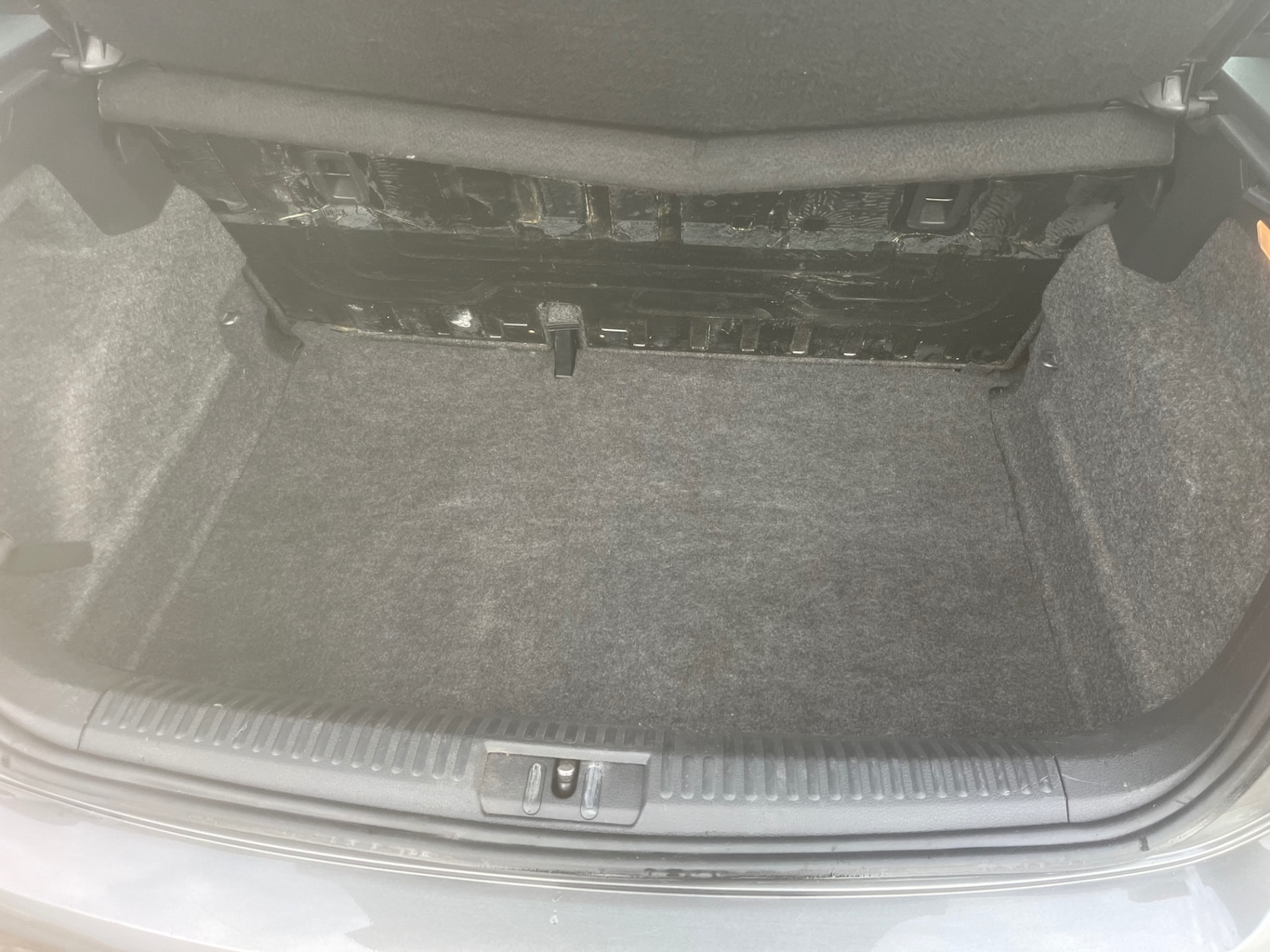 Used Volkswagen Polo 2011 for sale - 76387027: Photo 13