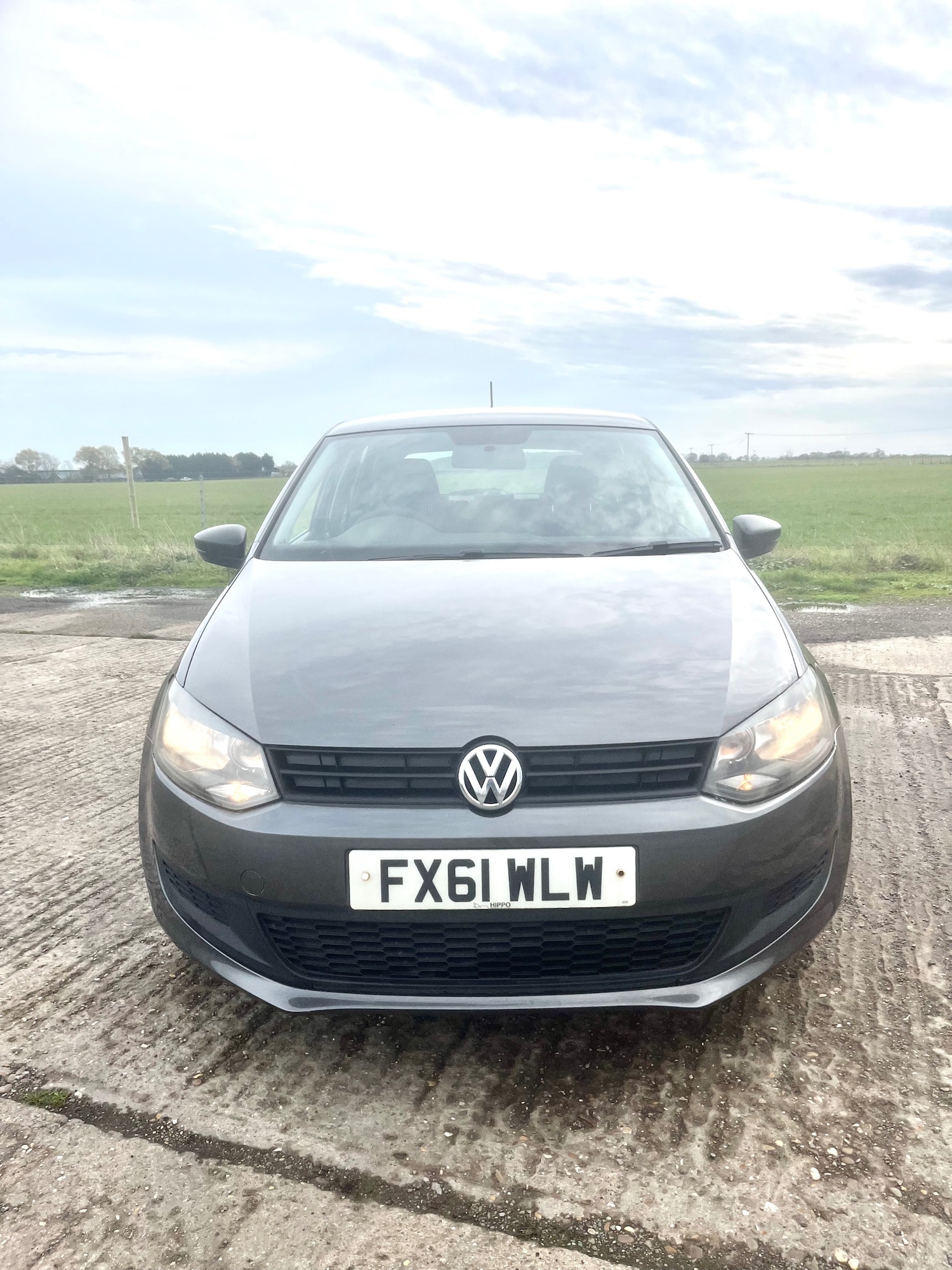 Used Volkswagen Polo 2011 for sale - 76387027: Photo 2