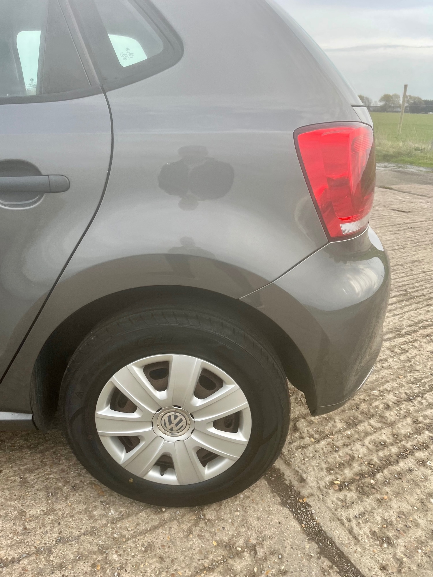 Used Volkswagen Polo 2011 for sale - 76387027: Photo 29