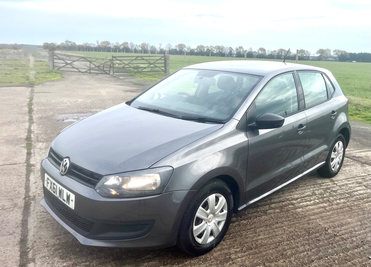 Used Volkswagen Polo 2011 for sale - 76387027: Photo 37