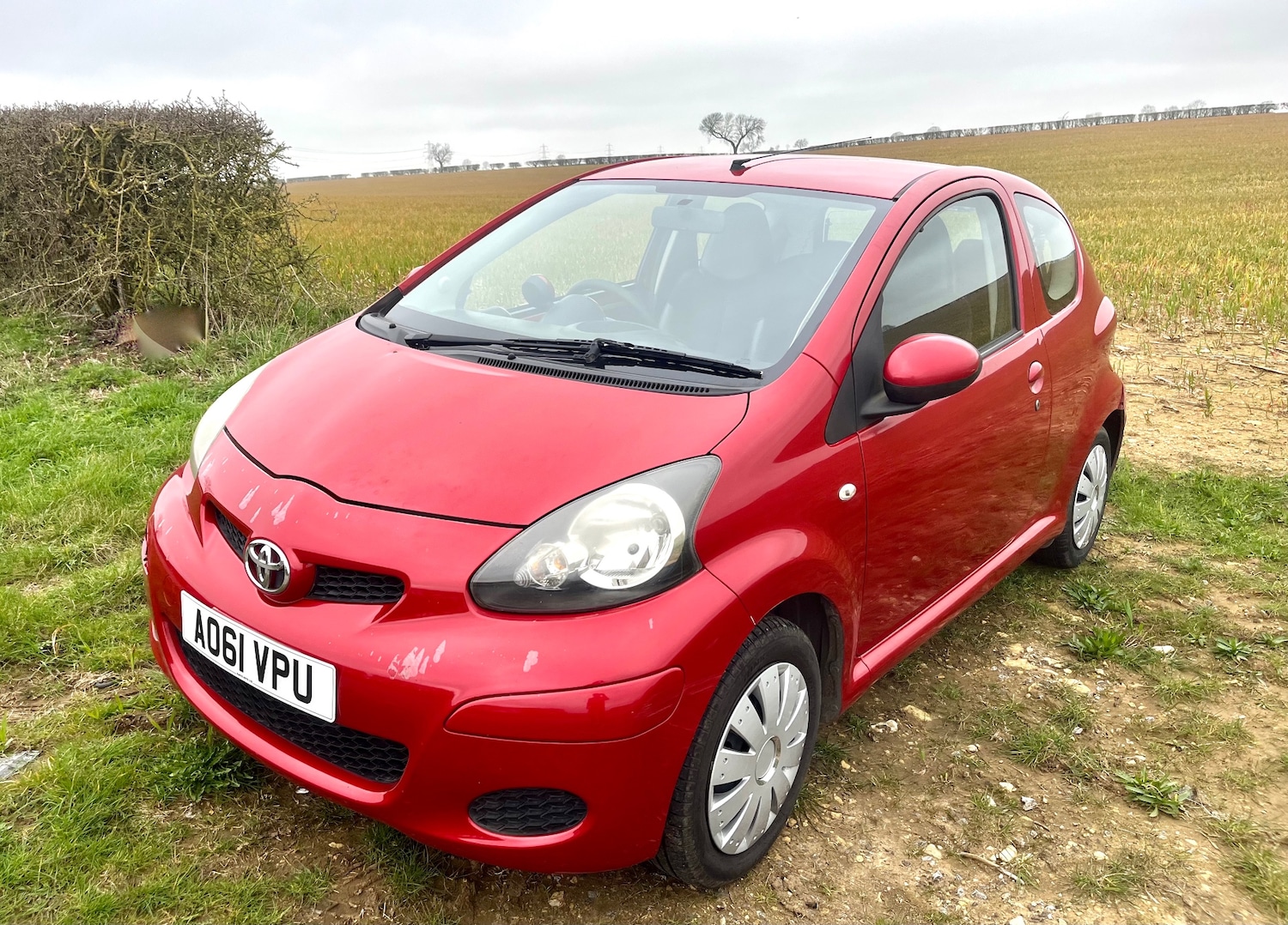 Used Toyota AYGO 2011 for sale - 77977323: Photo 1