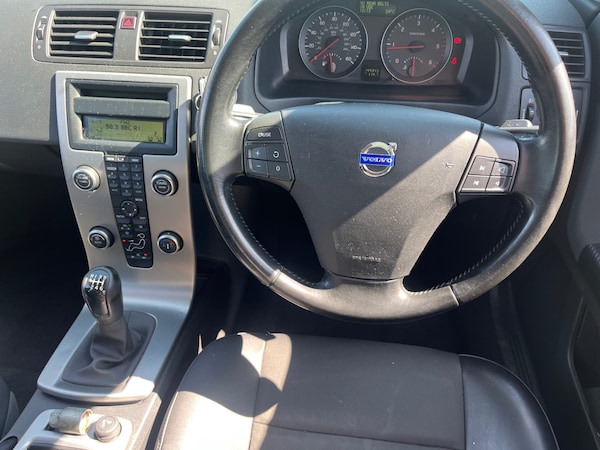Used Volvo V50 2009 for sale - 75121578: Photo 25