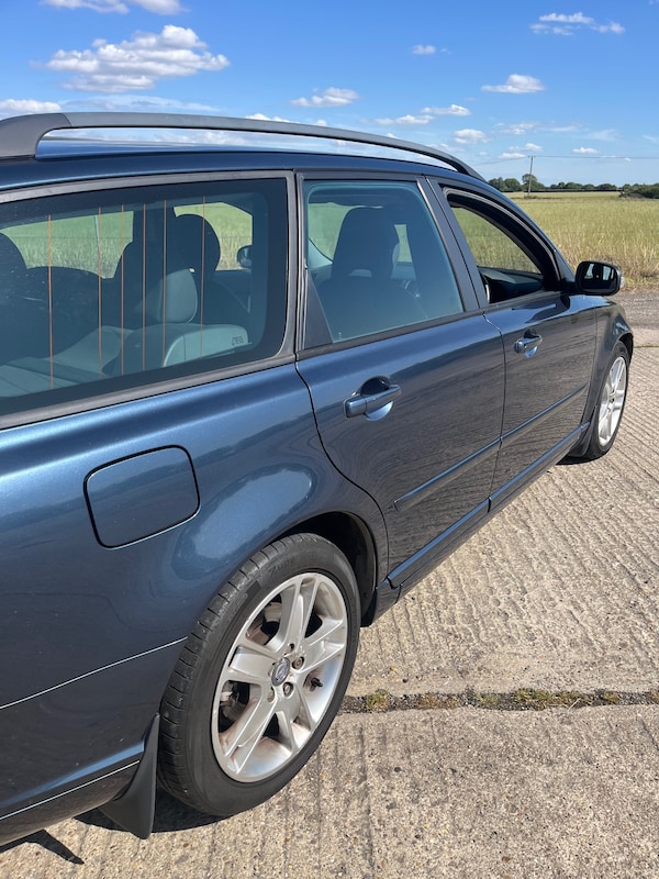 Used Volvo V50 2009 for sale - 75121578: Photo 37