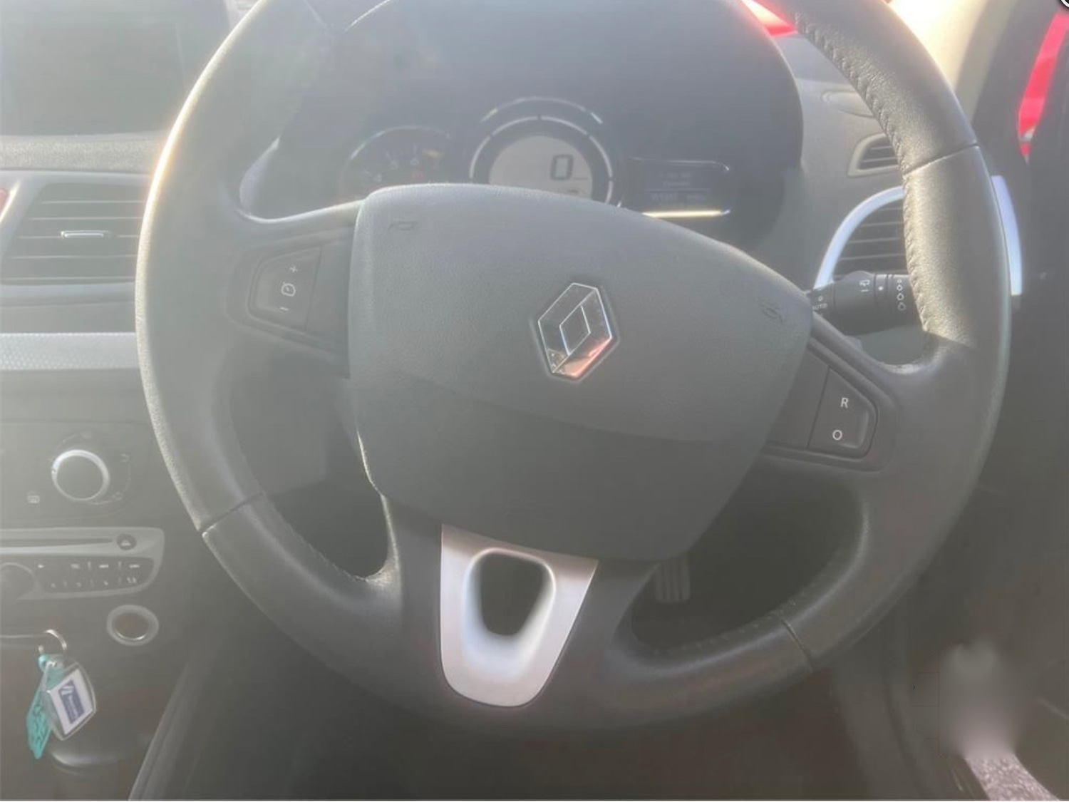 Used Renault Megane 2011 for sale - 77609693: Photo 9