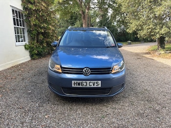 Used Volkswagen Touran 2013 for sale - 75919814: Photo