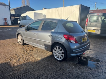 Used Peugeot 207 2011 for sale - 76791942: Photo