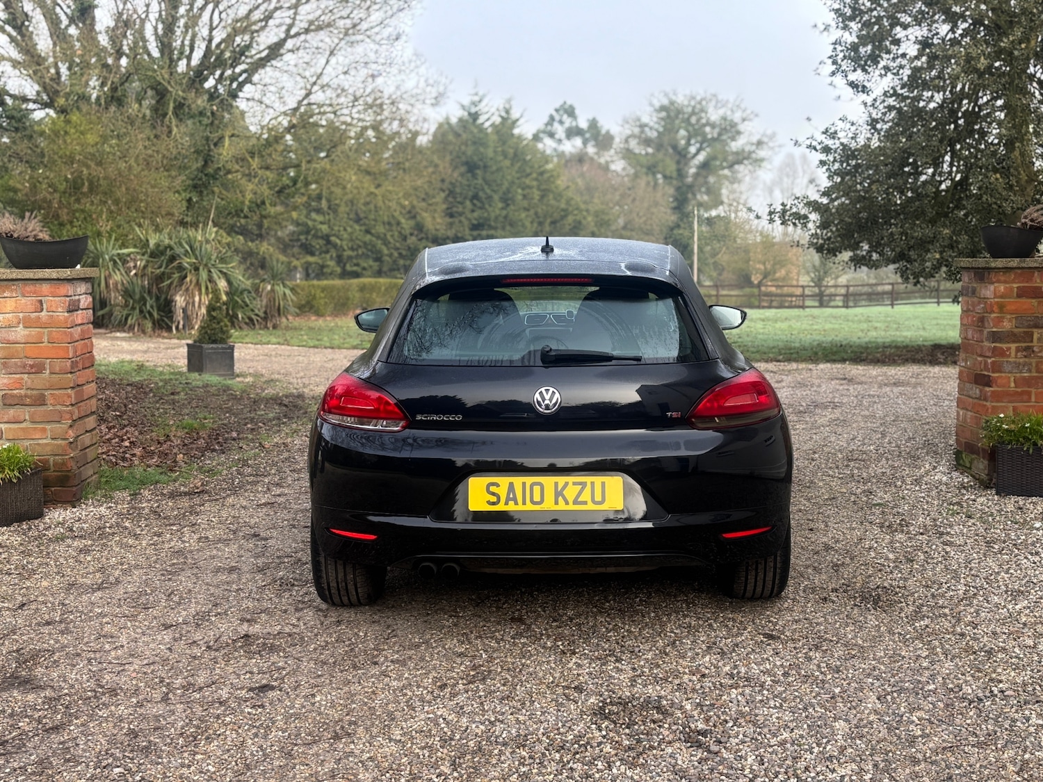 Used Volkswagen Scirocco 2010 for sale - 77774238: Photo 2