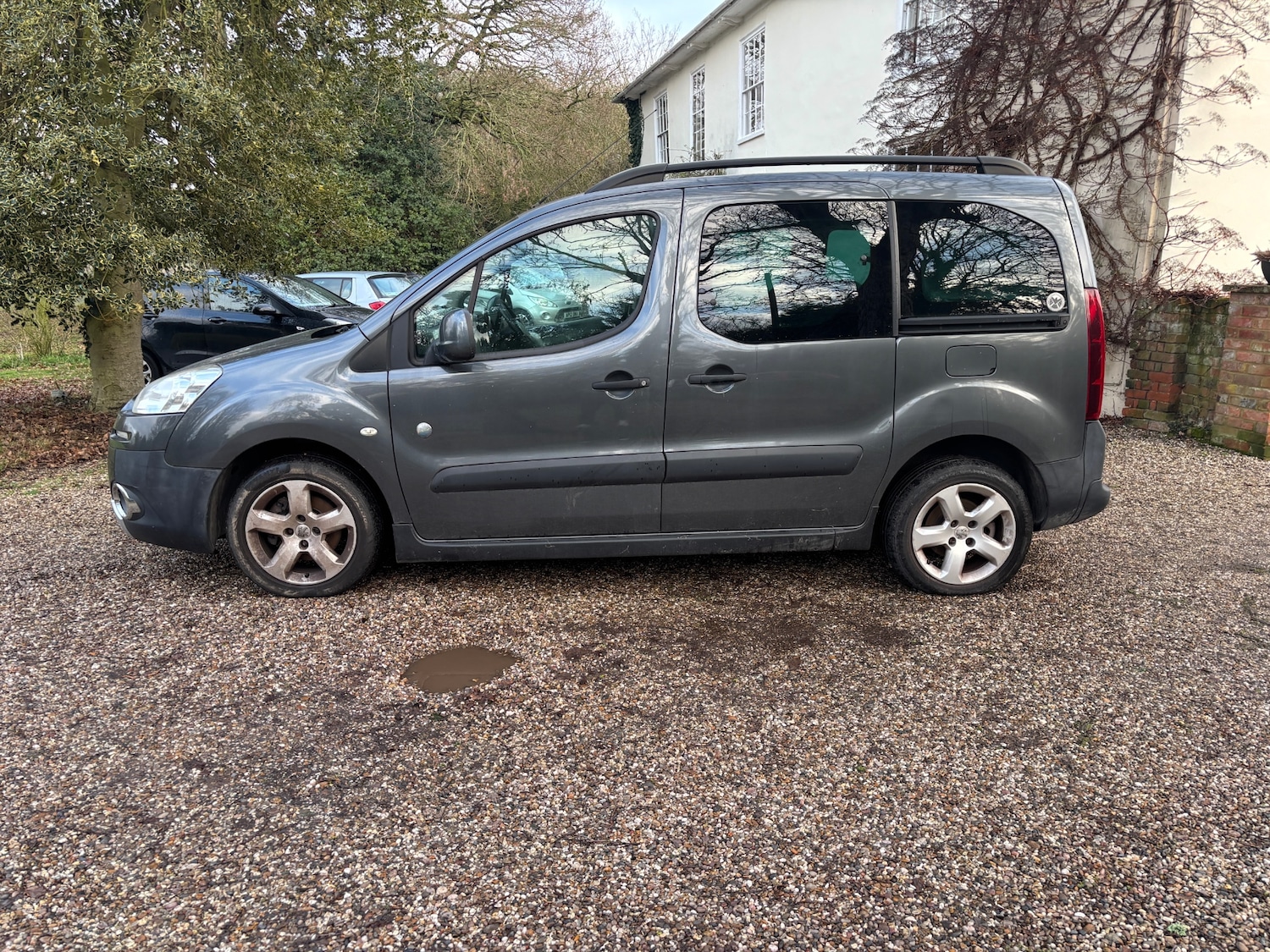 Used Peugeot Partner Tepee 2014 for sale - 77298470: Photo 2