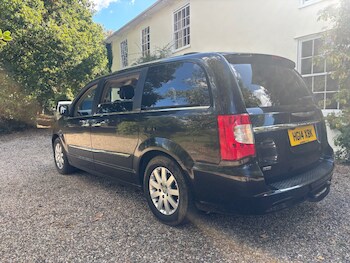 Used Chrysler Grand Voyager 2014 for sale - 75921798: Photo