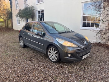 2011 (11) - 1.6 VTi 120 Allure 5dr