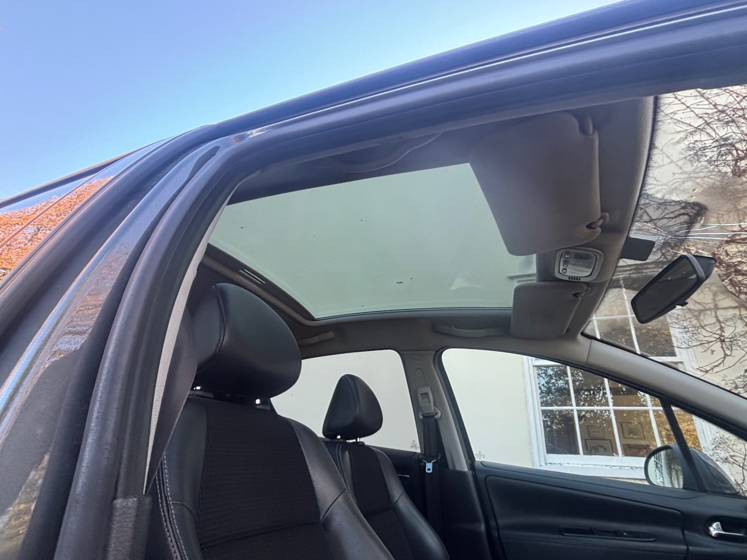 Used Peugeot 207 2011 for sale - 77095396: Photo 15