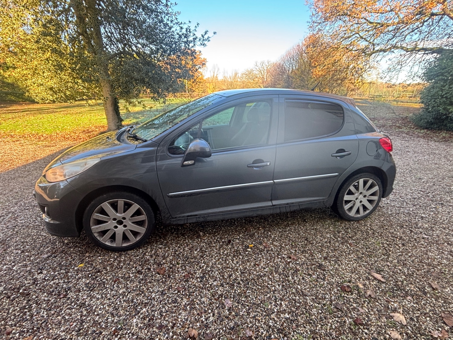 Used Peugeot 207 2011 for sale - 77095396: Photo 9