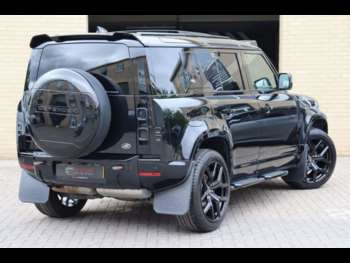 Used Land Rover Defender 2023 for sale - 74607136: Photo