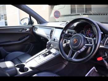 Used Porsche Macan 2017 for sale - 75098867: Photo